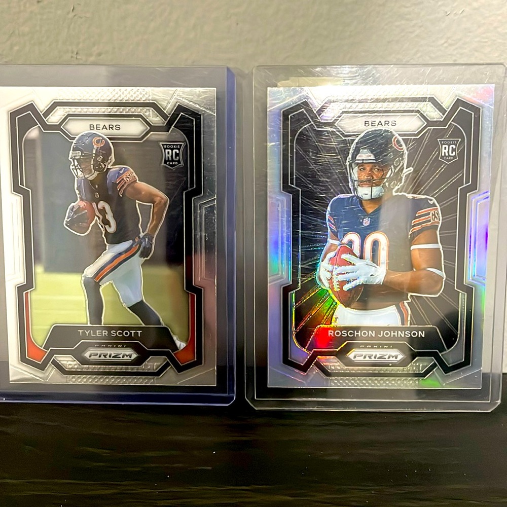 2 Chicago Bears Rookie Cards Roschon Johnson and Tyler Scott